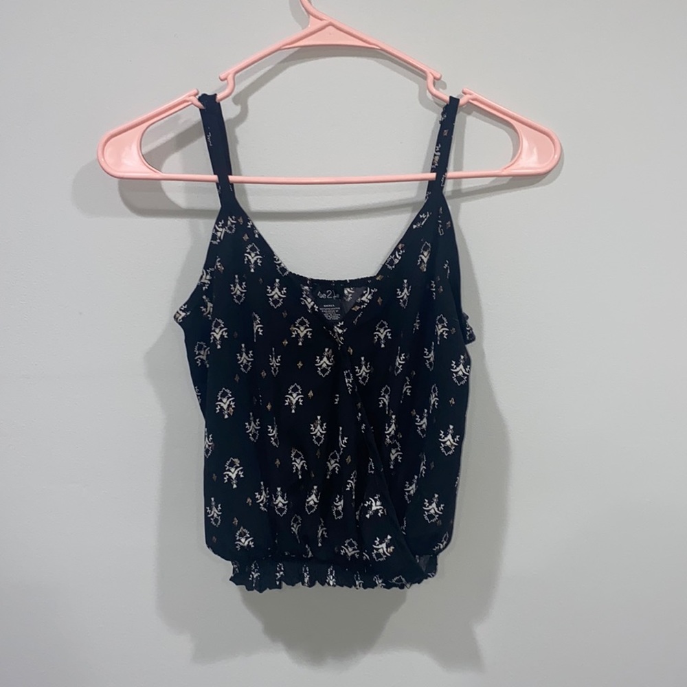 Women’s rue 21 tank top size small